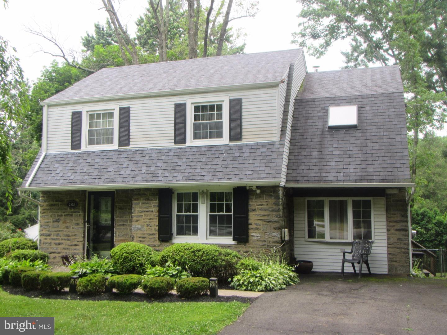 2518 Pine Road Huntingdon Valley, PA 19006 - Photo 3 of 24