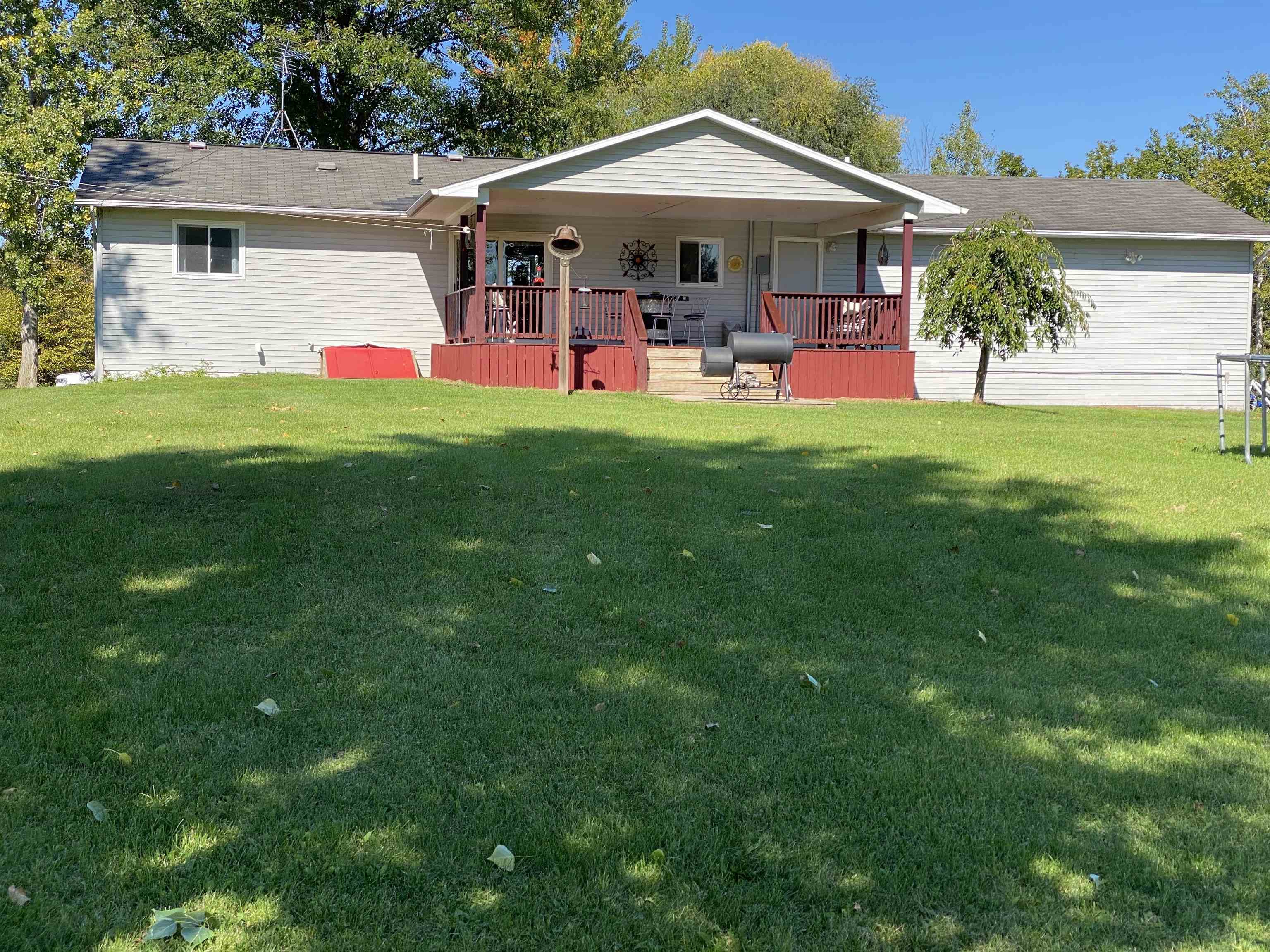 5855 Watson Road Gladwin, MI 48624 - Photo 3 of 44