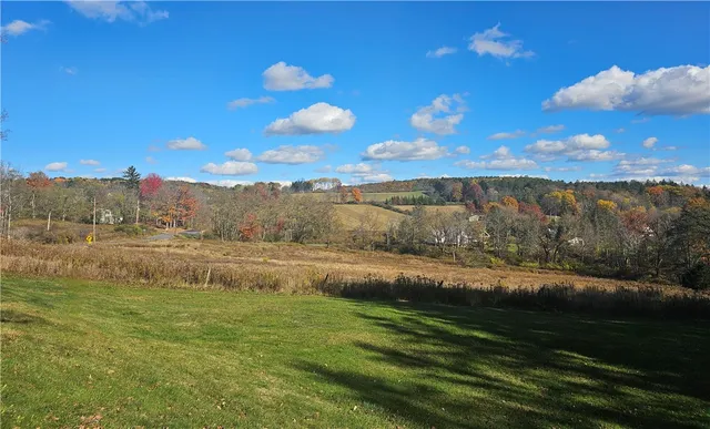 $349,900 | 147 West Hill Road, Big Flats, NY 14903