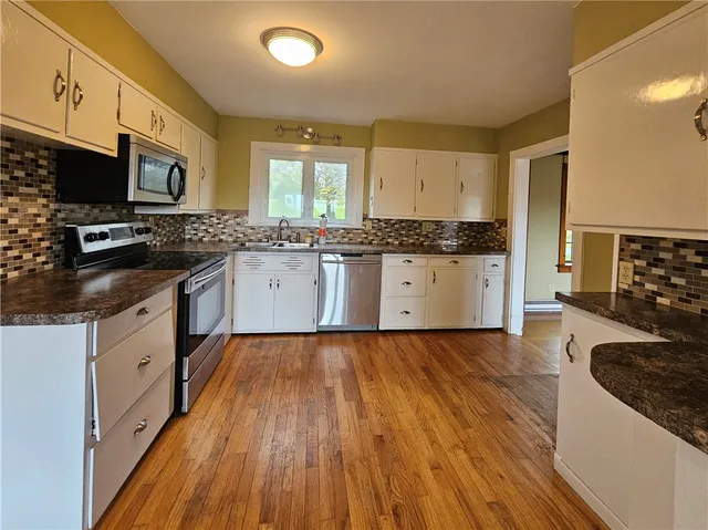 $349,900 | 147 West Hill Road, Big Flats, NY 14903