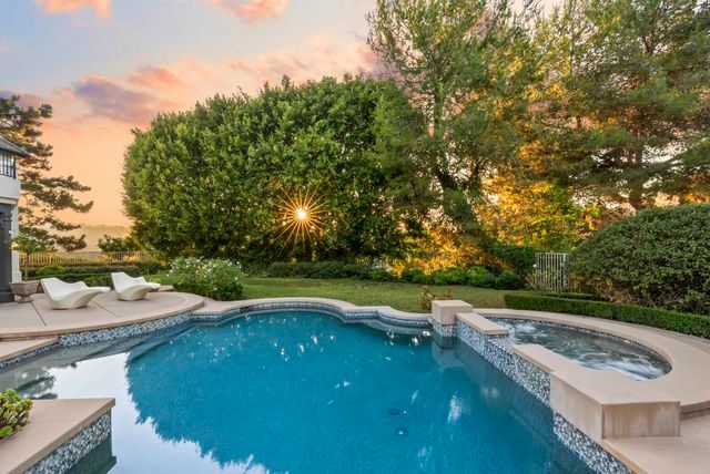 $5,495,000 | 5936 Fairway Place, Rancho Santa Fe, CA 92067