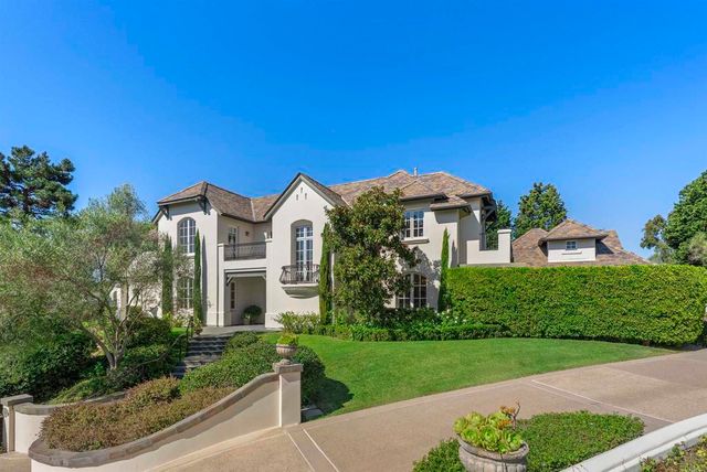 $5,495,000 | 5936 Fairway Place, Rancho Santa Fe, CA 92067