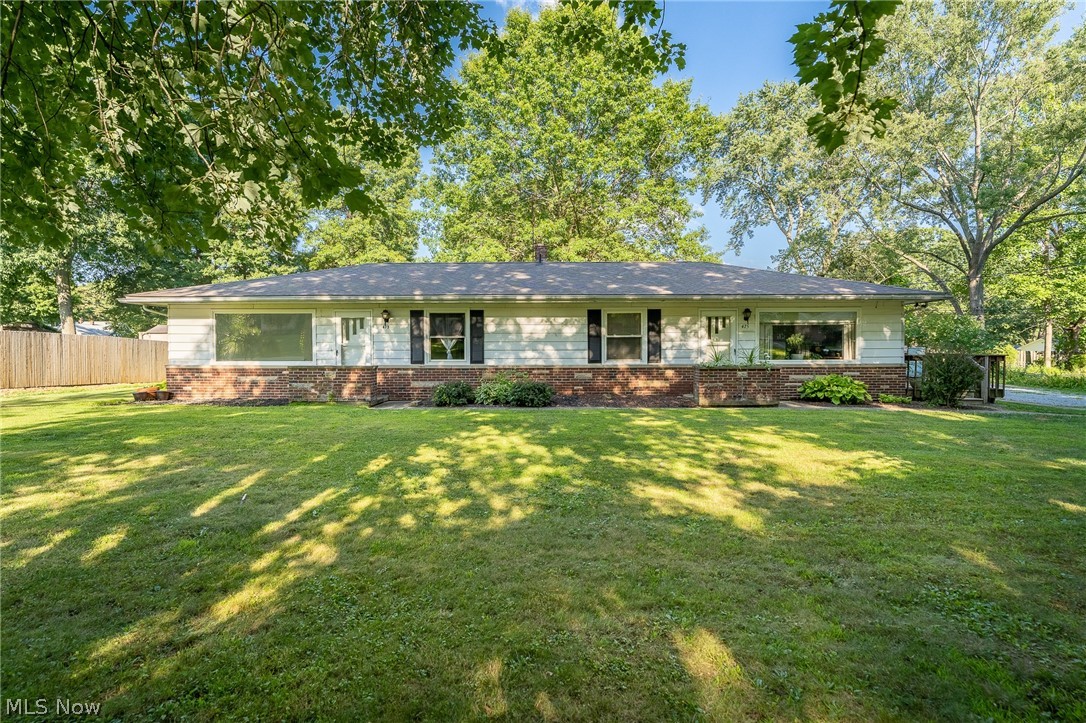 473-475 Deidrick Road Kent, OH 44240 - Photo 1 of 1 473-475 Deidrick Rd, Kent is close to shopping, interstates, parks, and is tucked away in a quiet neighborhood.