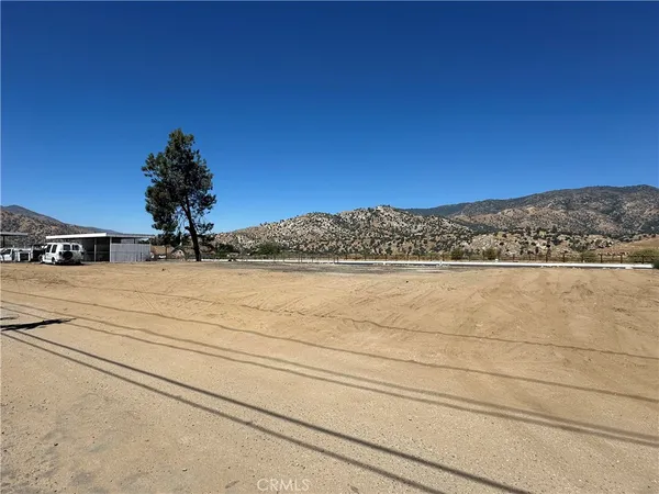 $200,000 | 5328 Lake Isabella Boulevard, Lake Isabella, CA 93240