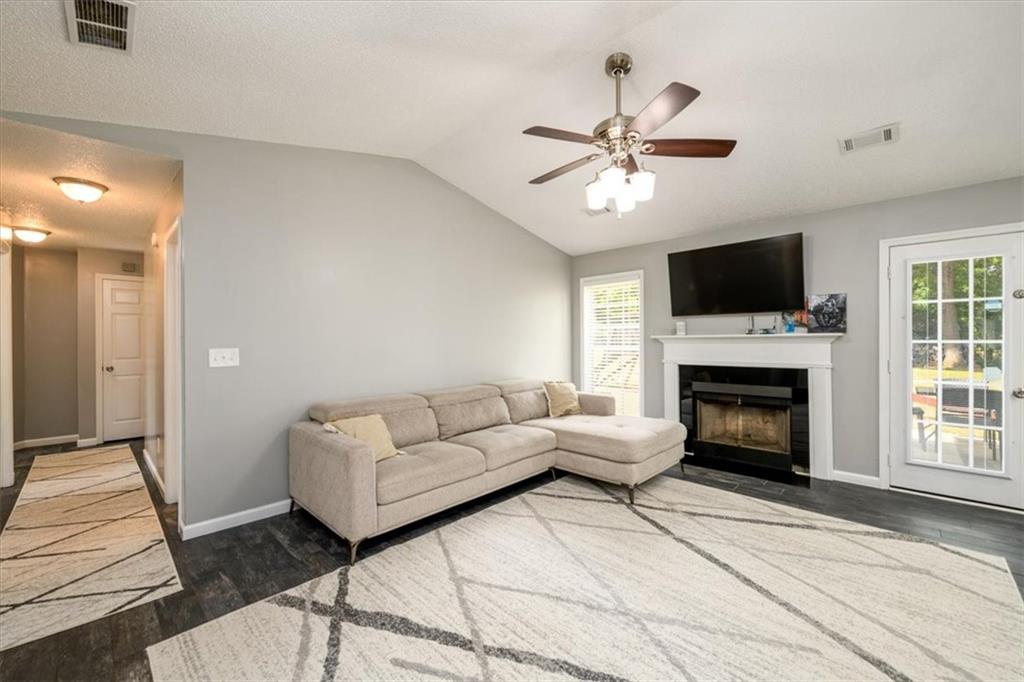 110 Morrow Court Bethlehem, GA 30620 - Photo 5 of 42