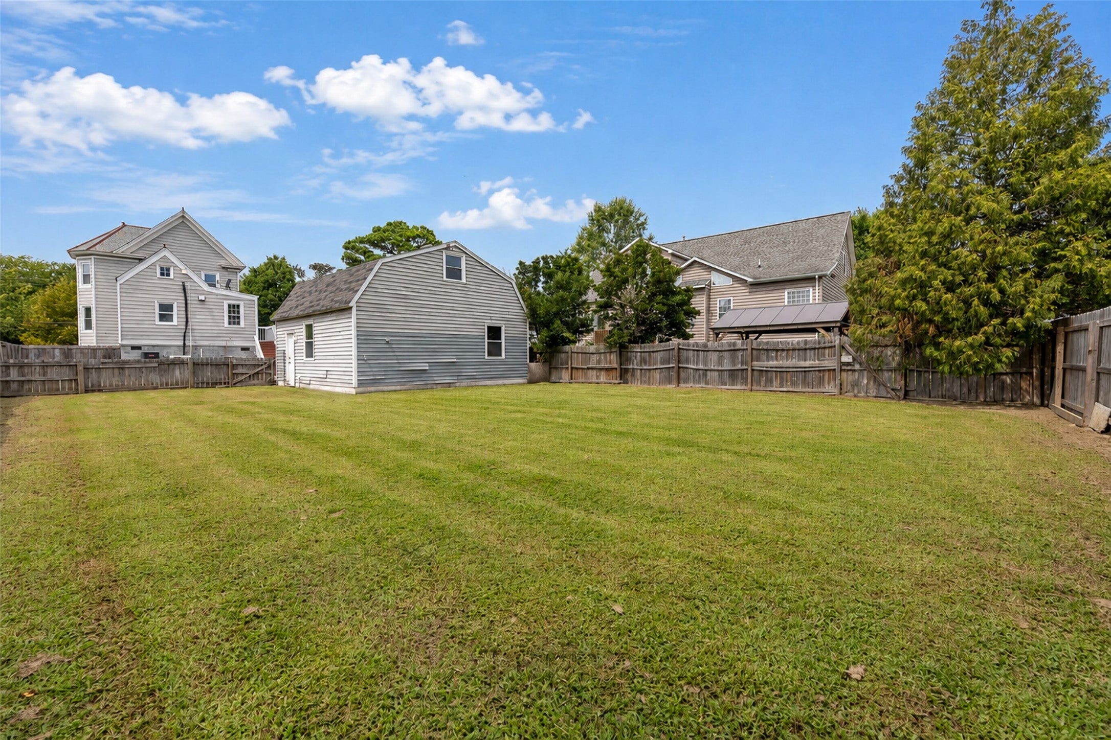 216 Beach Road Hampton, VA 23664 - Photo 36 of 38 Gallery Image 36