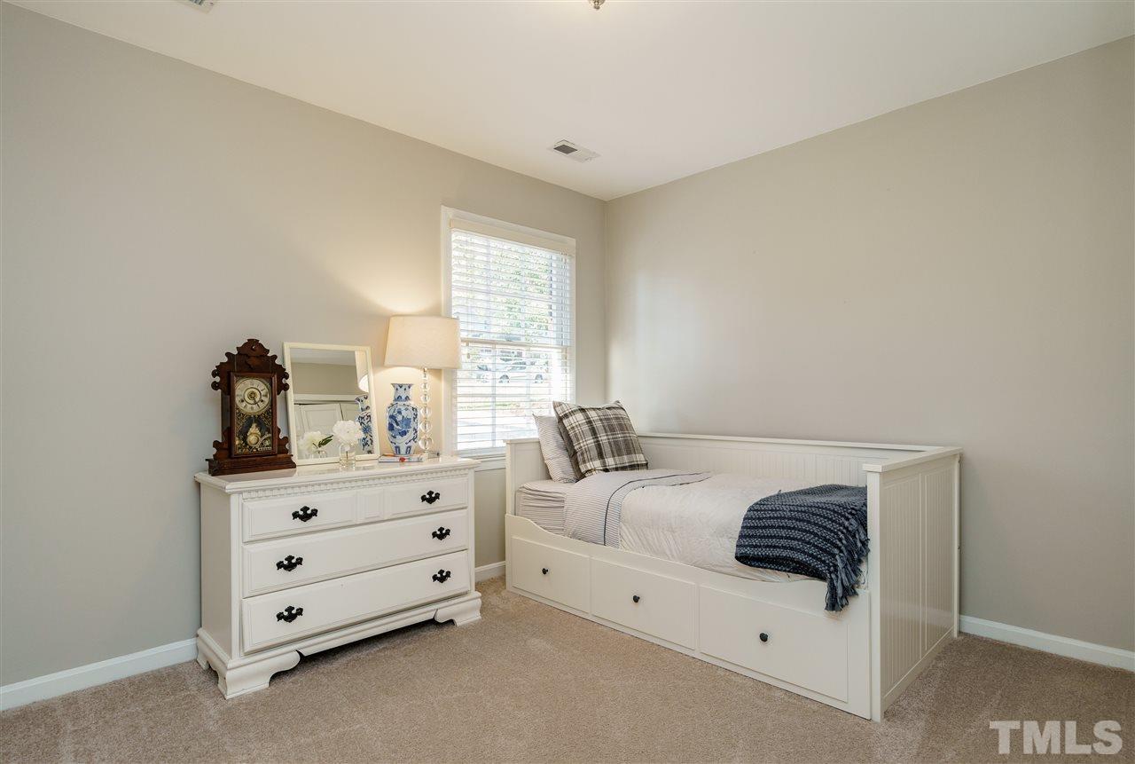 4328 Old Colony Road Raleigh, NC 27613 - Photo 17 of 28