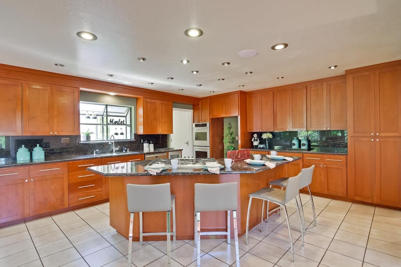 10490 San Felipe Road Cupertino, CA 95014 - Photo 17 of 37 Gallery Image 17