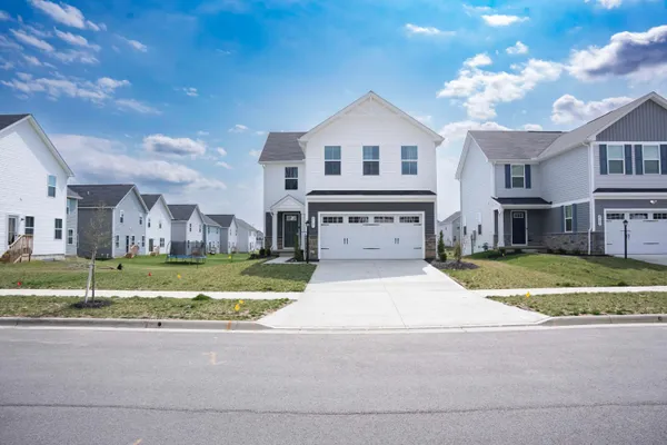 $385,000 | 8587 Erie Loop, Canal Winchester, OH 43110