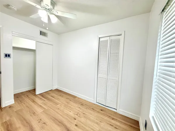 $1,129 | 2750 Holly Hall Street, Unit 504, Houston, TX 77054