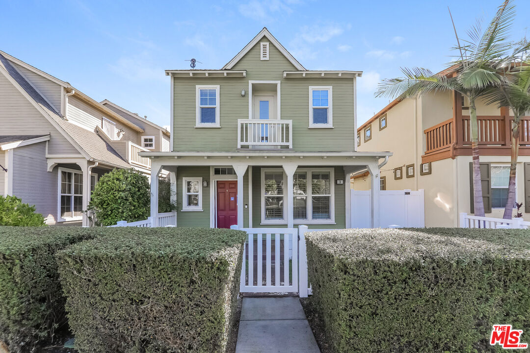 3 Wood Barn Road Ladera Ranch, CA 92694 - Photo 1 of 27 a front view of a house with a yard