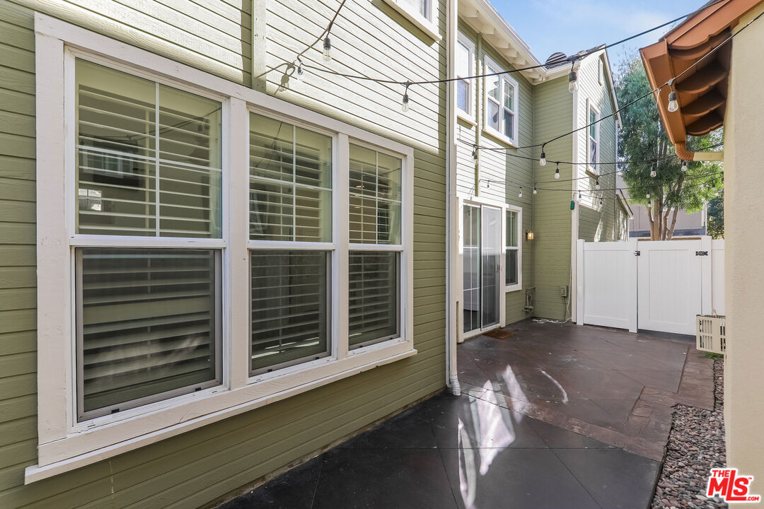 3 Wood Barn Road Ladera Ranch, CA 92694 - Photo 5 of 27 a view of a house with a large window