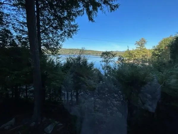 $1,300 | 792 Bunker Road, New London, NH 03257