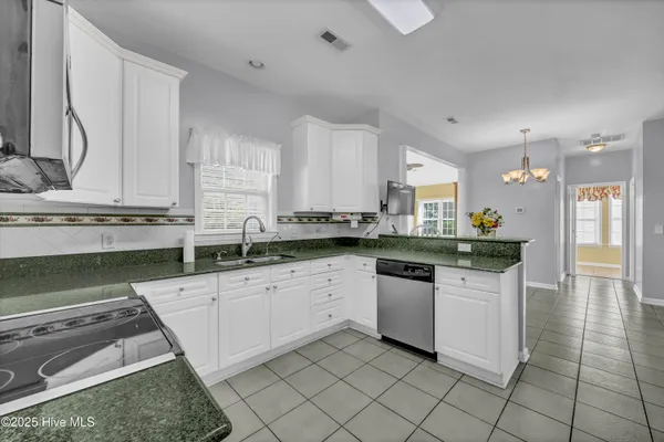 $569,000 | 7100 Kinsella Court, Wilmington, NC 28409