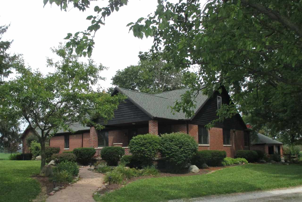 1419 North Mishler Road Huntington, IN 46750 - Photo 1 of 36 Gallery Image 1