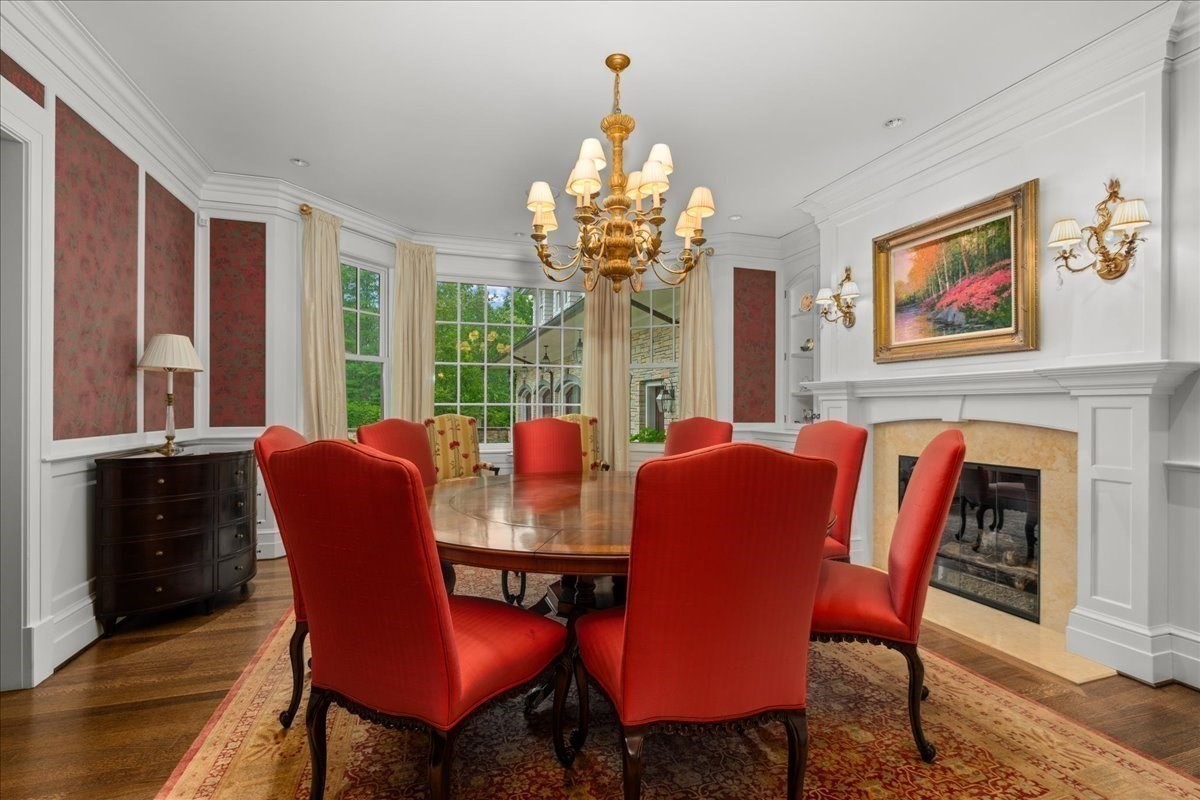 31 Sears Road Southborough, MA 01772 - Photo 8 of 42 Gallery Image 8