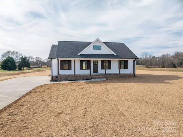 $304,900 | 349 Old Belwood Road, Lawndale, NC 28090