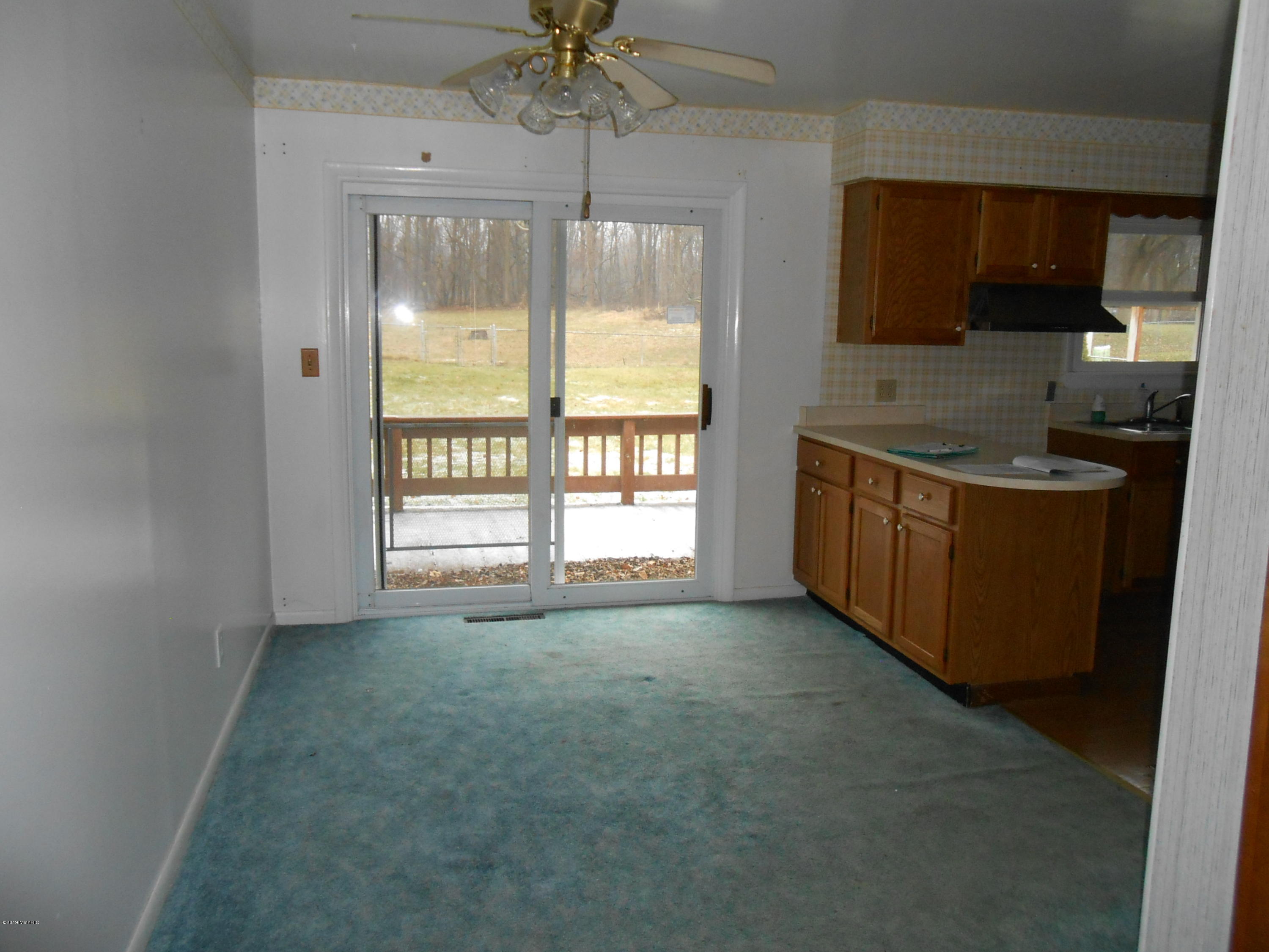 1208 Verona Road Marshall, MI 49068 - Photo 9 of 26 DSCN8759