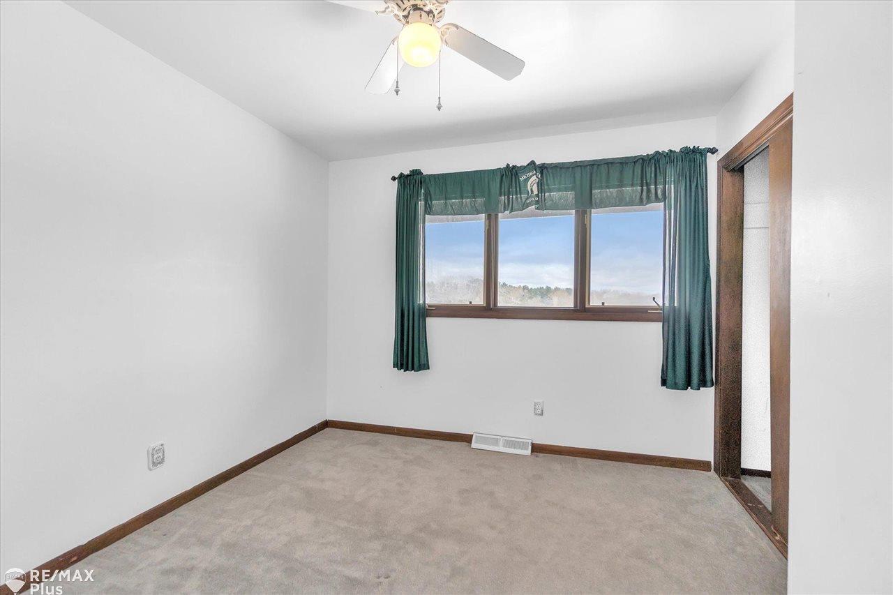 4266 Martus Road North Branch, MI 48461 - Photo 13 of 43 50071294-12.JPG