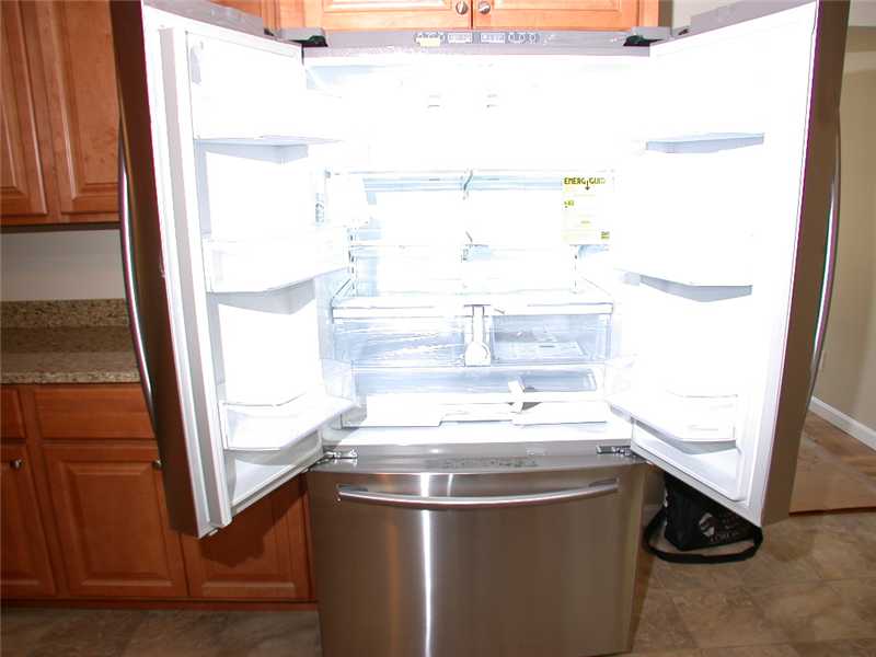 414 Arnold Road Coventry, RI 02816 - Photo 9 of 23 Other. Samsung new stainless frig