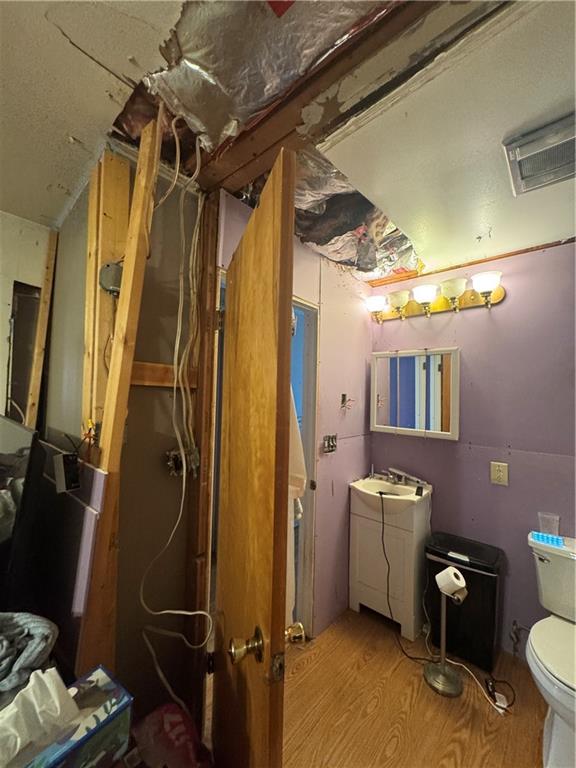 215 Maple Street Kittanning, PA 16201 - Photo 15 of 39 a bathroom with a granite countertop sink toilet and shower