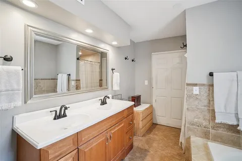 $675,000 | 3218 West Oakellar Avenue, Tampa, FL 33611