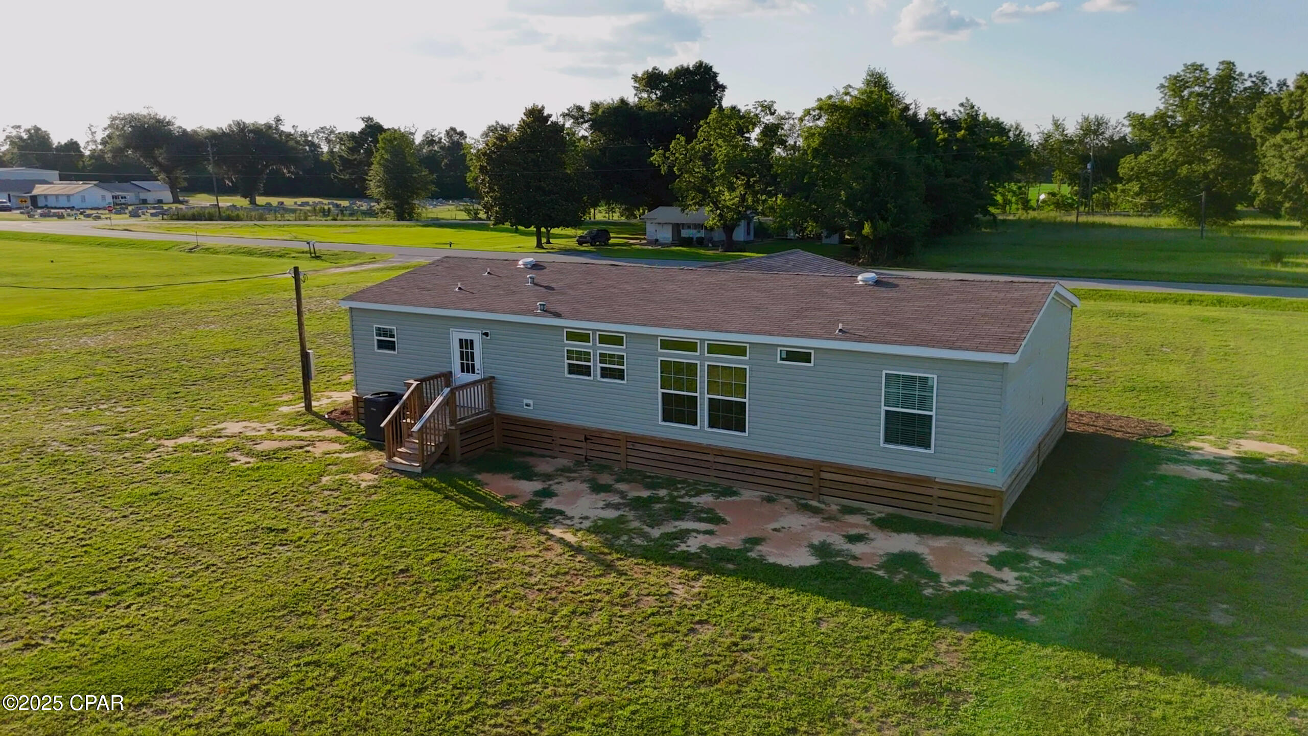 6815 Welcome Church Road Grand Ridge, FL 32442 - Photo 2 of 23