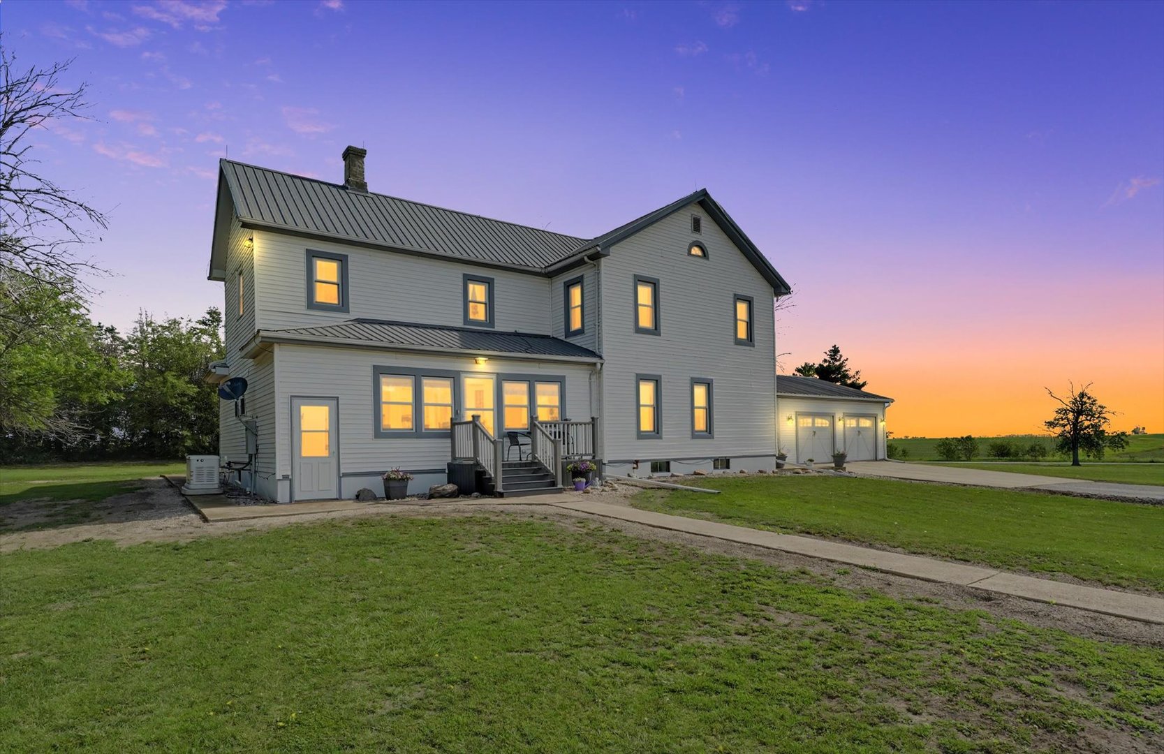 981 North 1200E Road Melvin, IL 60952 - Photo 1 of 45
