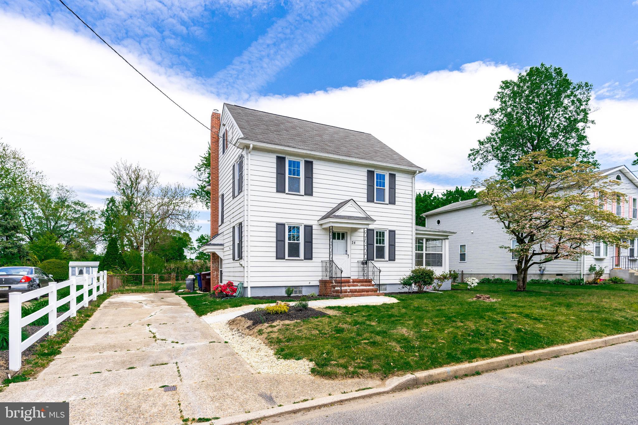 24 North Chester Avenue Riverside, NJ 08075 - Photo 2 of 24