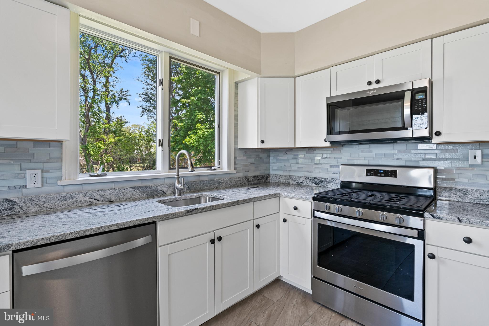 24 North Chester Avenue Riverside, NJ 08075 - Photo 12 of 24