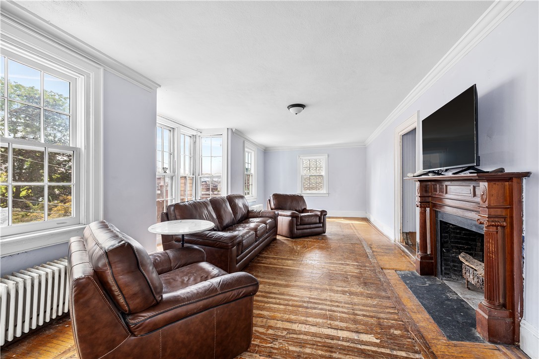 34 Congdon Street Providence, RI 02906 - Photo 10 of 46