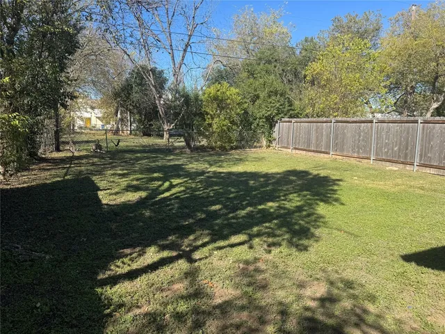 $1,695 | 6204 Linda Lane, Unit A, Austin, TX 78723