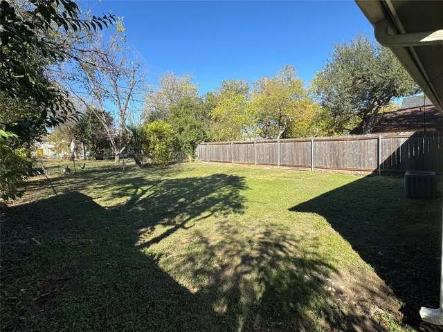 $1,695 | 6204 Linda Lane, Unit A, Austin, TX 78723