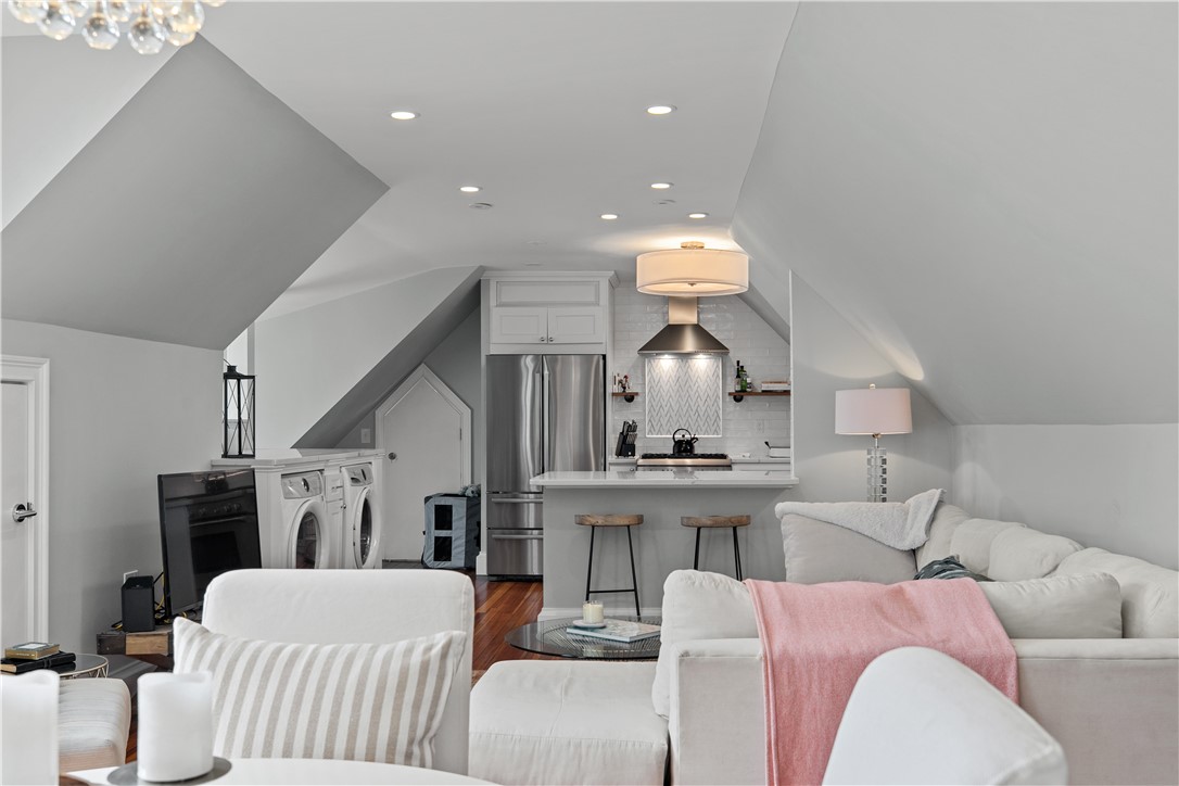 567 Bristol Ferry Road, Unit 3 Portsmouth, RI 02871 - Photo 40 of 49