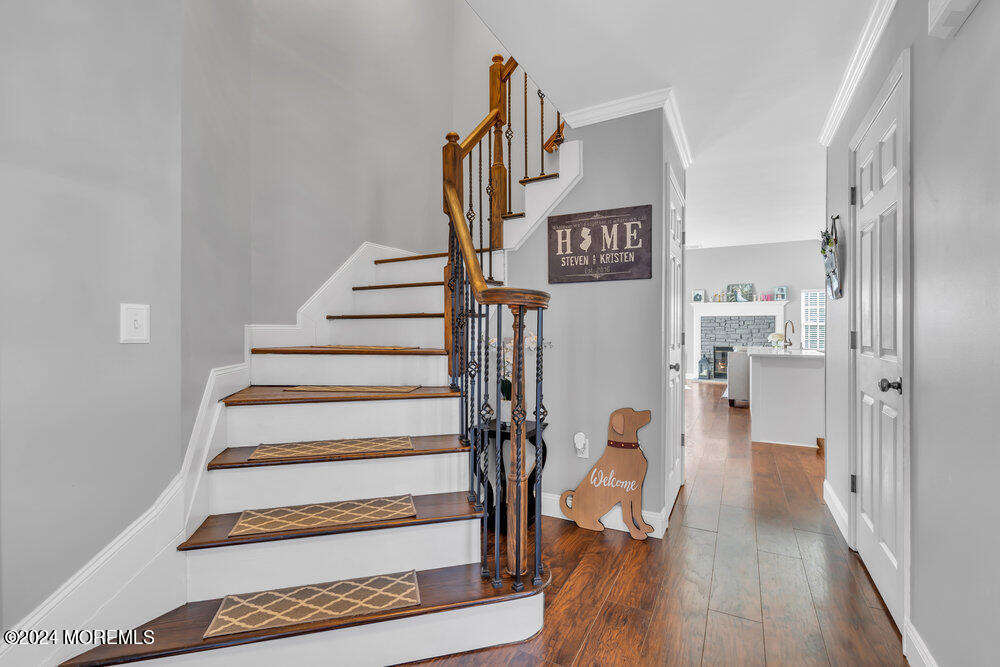 35 Crater Lake Road Howell, NJ 07731 - Photo 3 of 30 Stairs