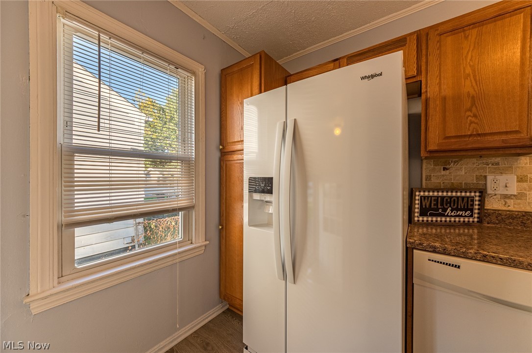 1565 Mapledale Road Wickliffe, OH 44092 - Photo 11 of 30 Gallery Image 11