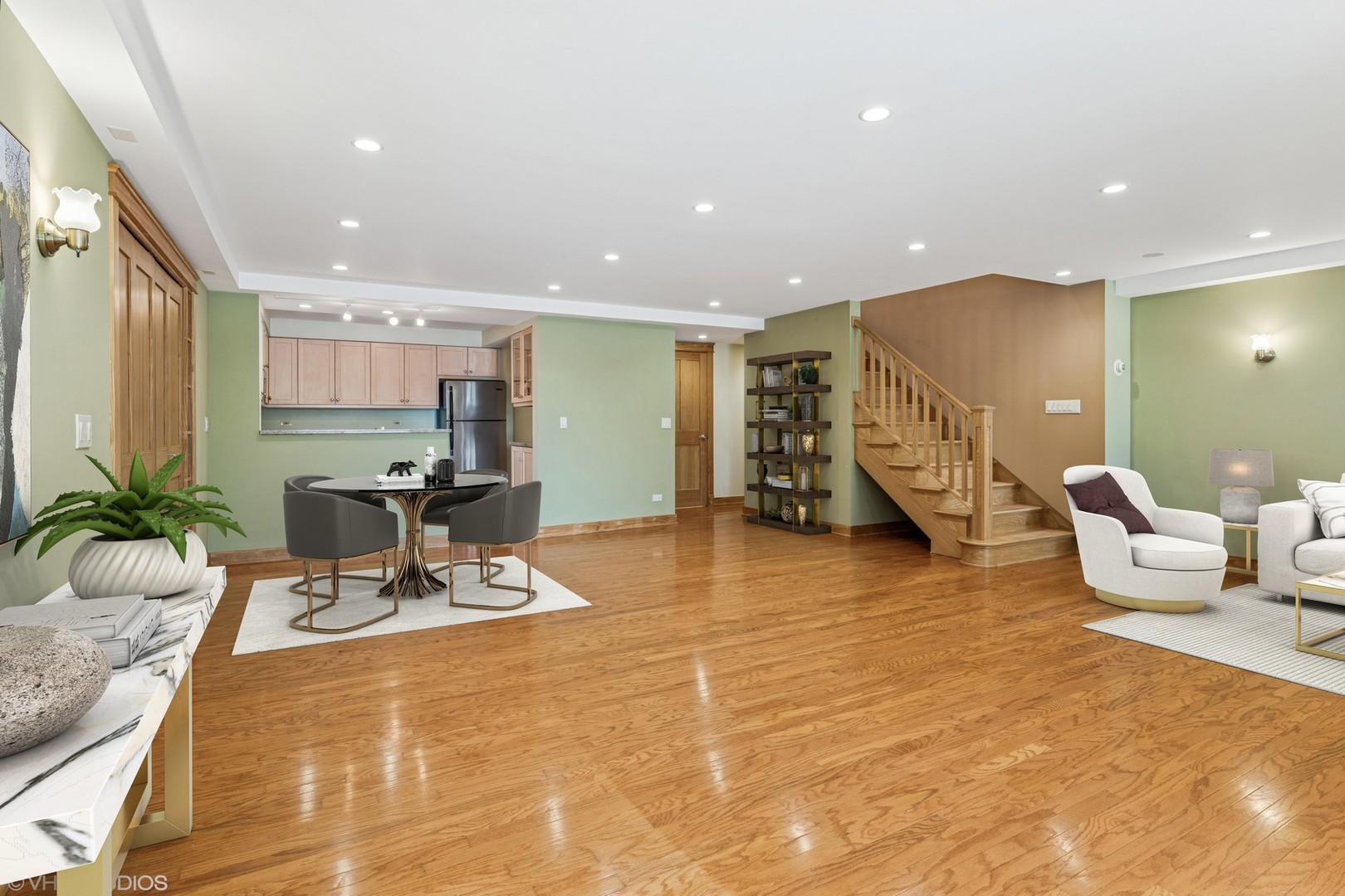 333 North Shoreline Road, Unit 320 Lake Barrington, IL 60010 - Photo 26 of 53 Gallery Image 26