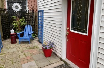 389 East Deerpath Road, Unit 1 Lake Forest, IL 60045 - Photo 2 of 25 Gallery Image 2