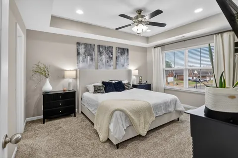 $329,900 | 706 Indian Ridge Circle, White House, TN 37188