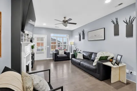 $329,900 | 706 Indian Ridge Circle, White House, TN 37188