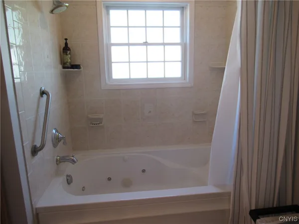 $2,500 | 28 East River Road, Unit 1, Hastings, NY 13036