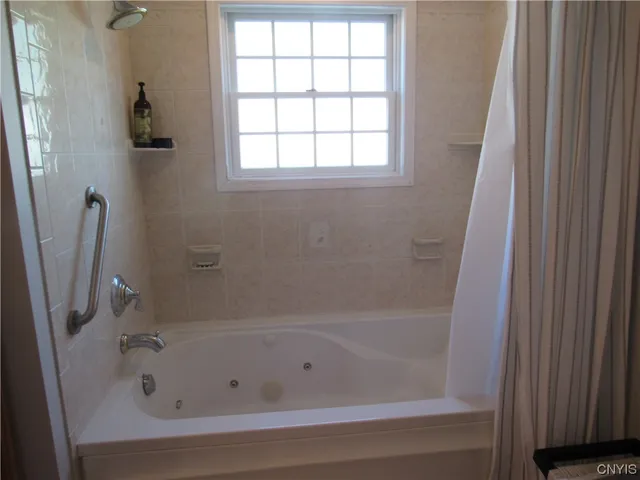 $2,500 | 28 East River Road, Unit 1, Hastings, NY 13036