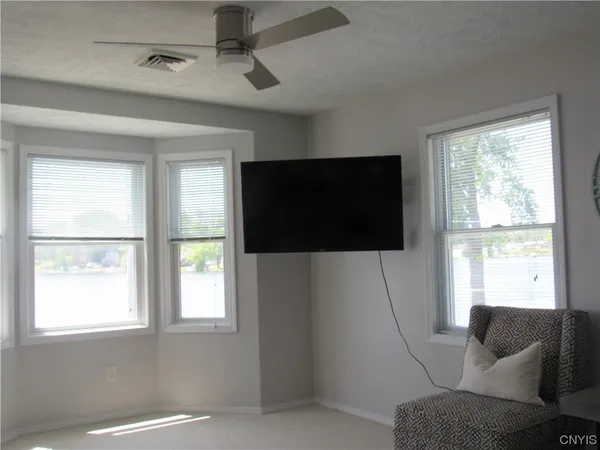 $2,500 | 28 East River Road, Unit 1, Hastings, NY 13036