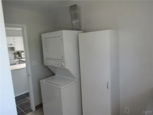 $2,500 | 28 East River Road, Unit 1, Hastings, NY 13036