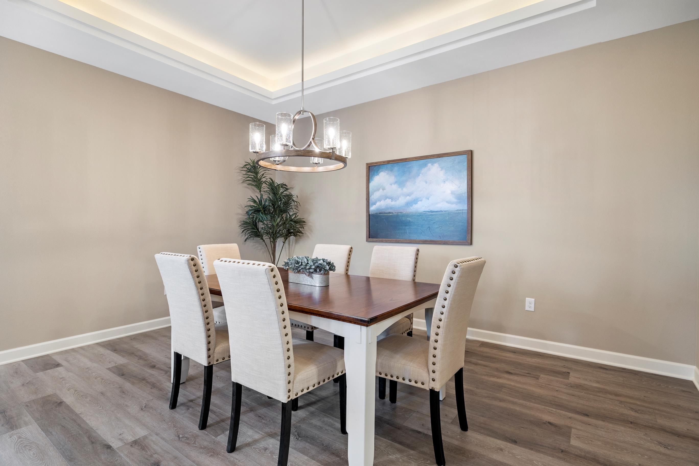 1548 Weston Rdg Road Oconomowoc, WI 53066 - Photo 4 of 15 Weston Dining Room