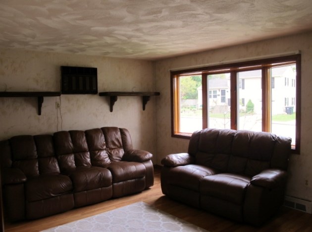 6 Deerfield Road Coventry, RI 02816 - Photo 4 of 11 Gallery Image 4