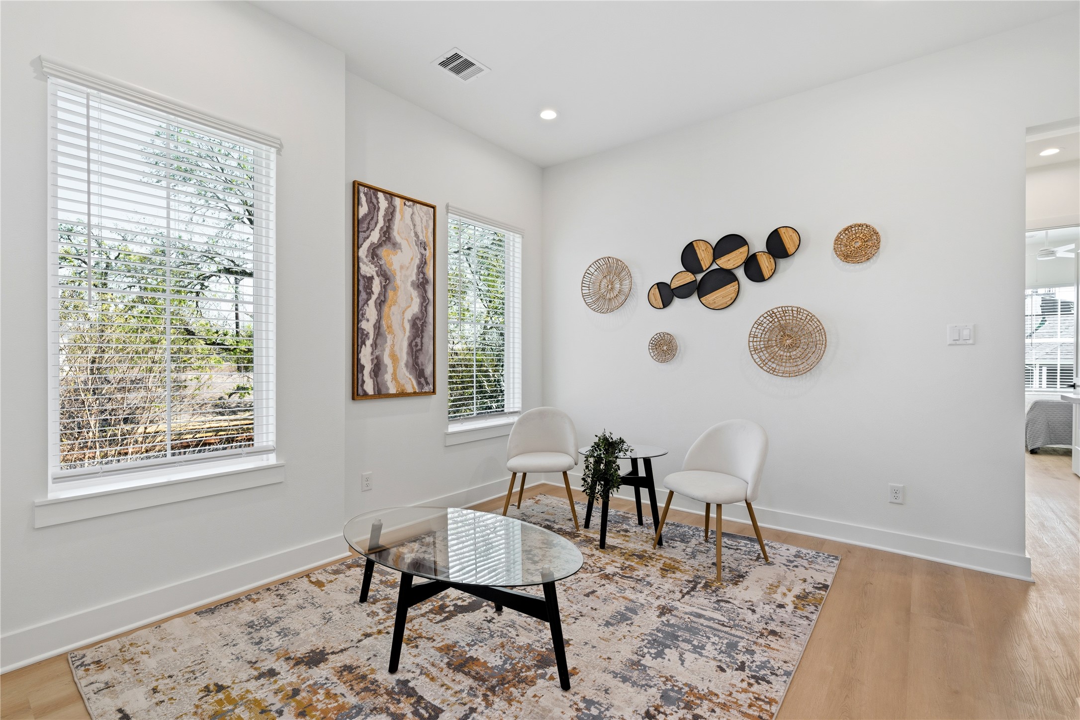 4610 Gunter Street Houston, TX 77020 - Photo 23 of 43 a workspace room with a couch and a window