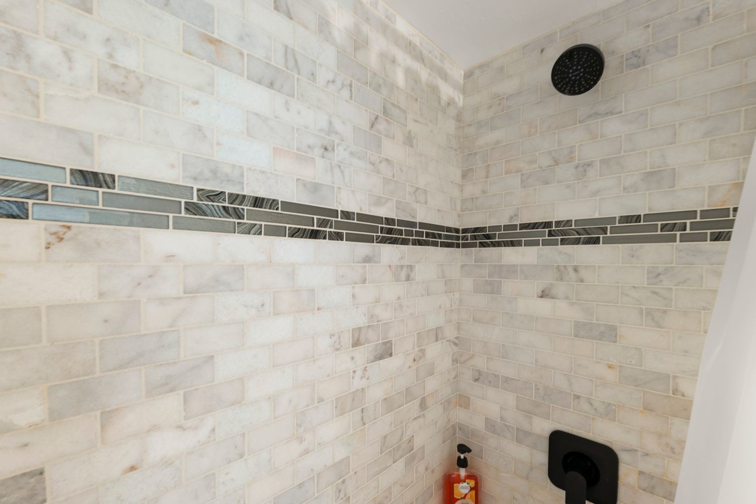 500 South Clinton Street, Unit 624 Chicago, IL 60607 - Photo 16 of 37 a bathroom with a shower