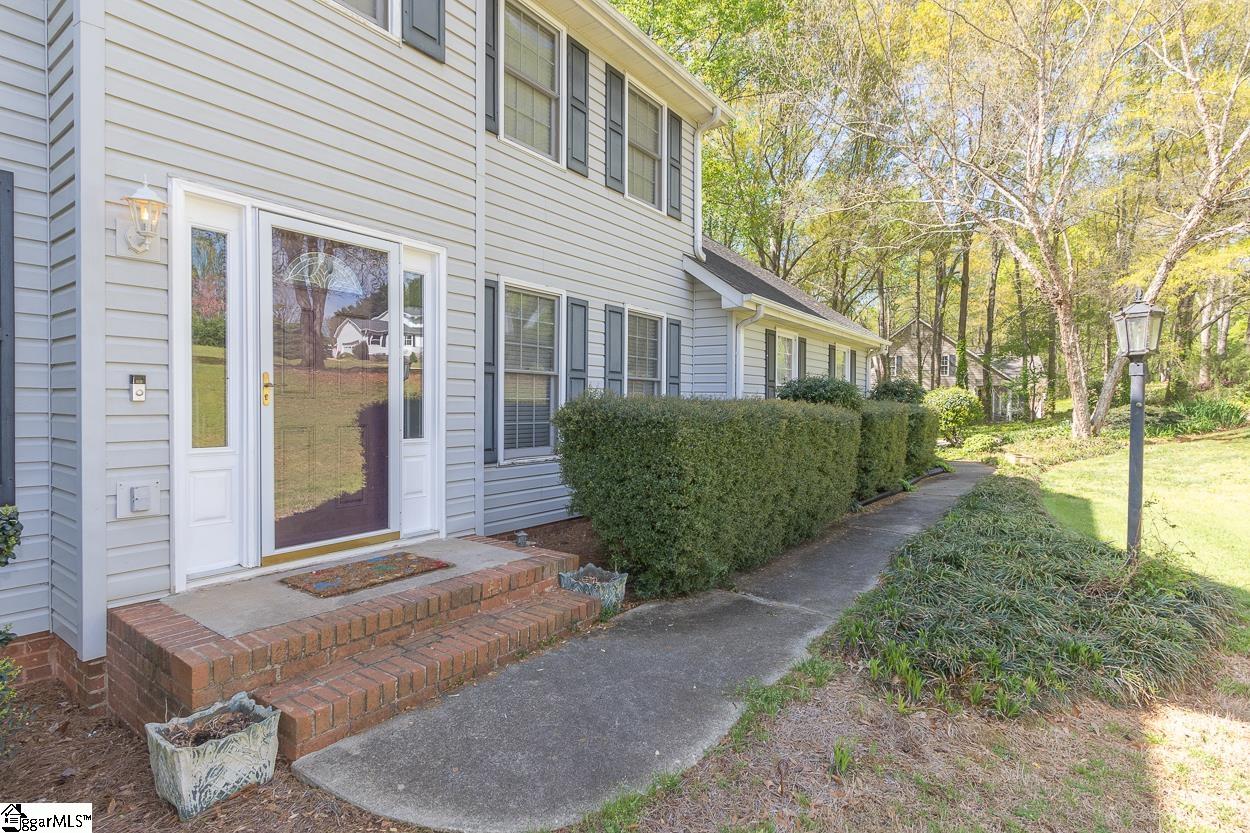 302 Surrey Lane Anderson, SC 29621 - Photo 5 of 35
