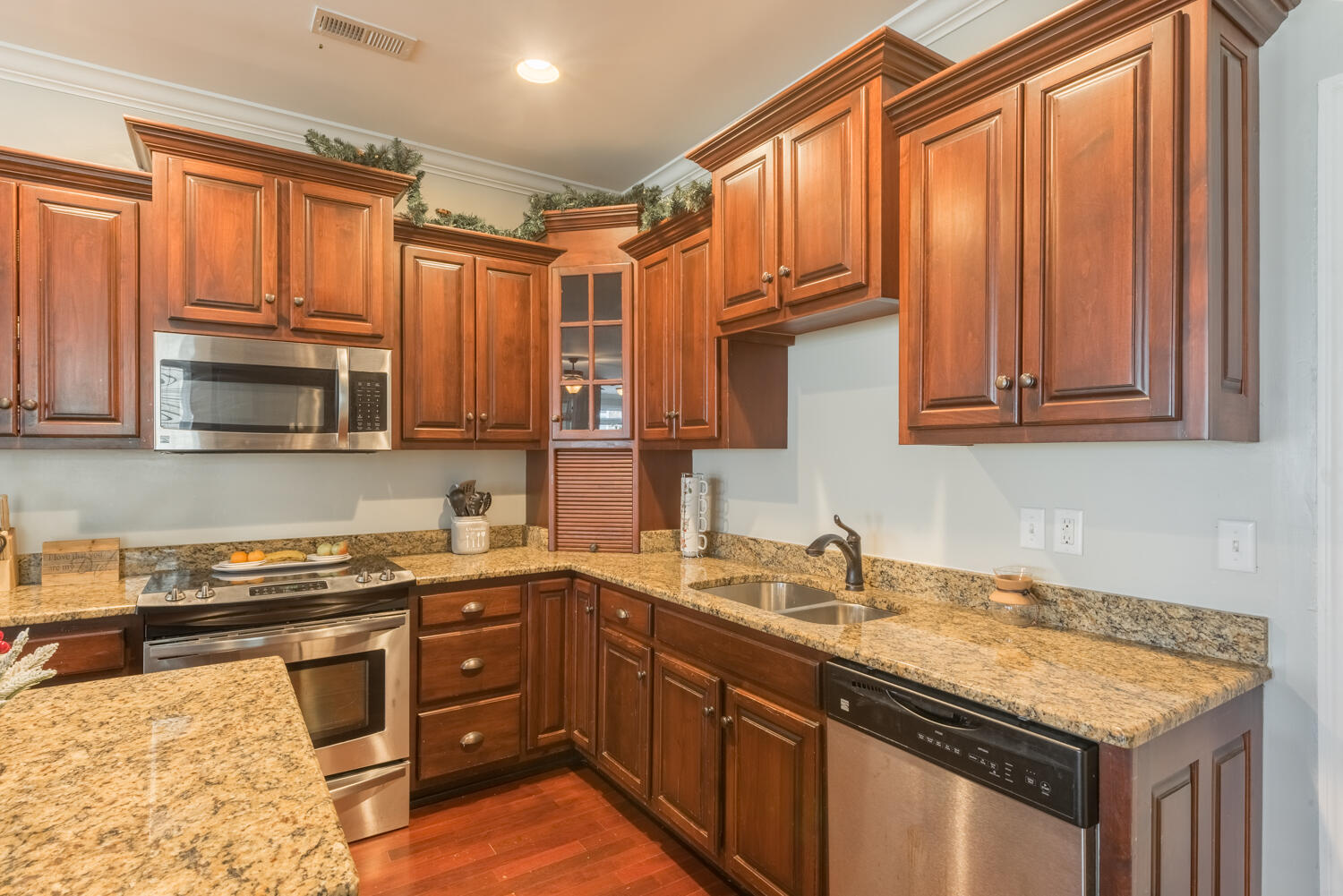 6752 Palms Court Chattanooga, TN 37421 - Photo 9 of 22 6752_Palms_Ct_11
